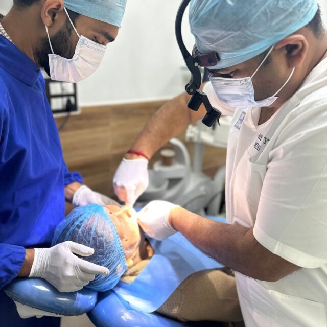 Dr Rohit Yadav - Dental Implatologist Noida India. Best Dentist (15)